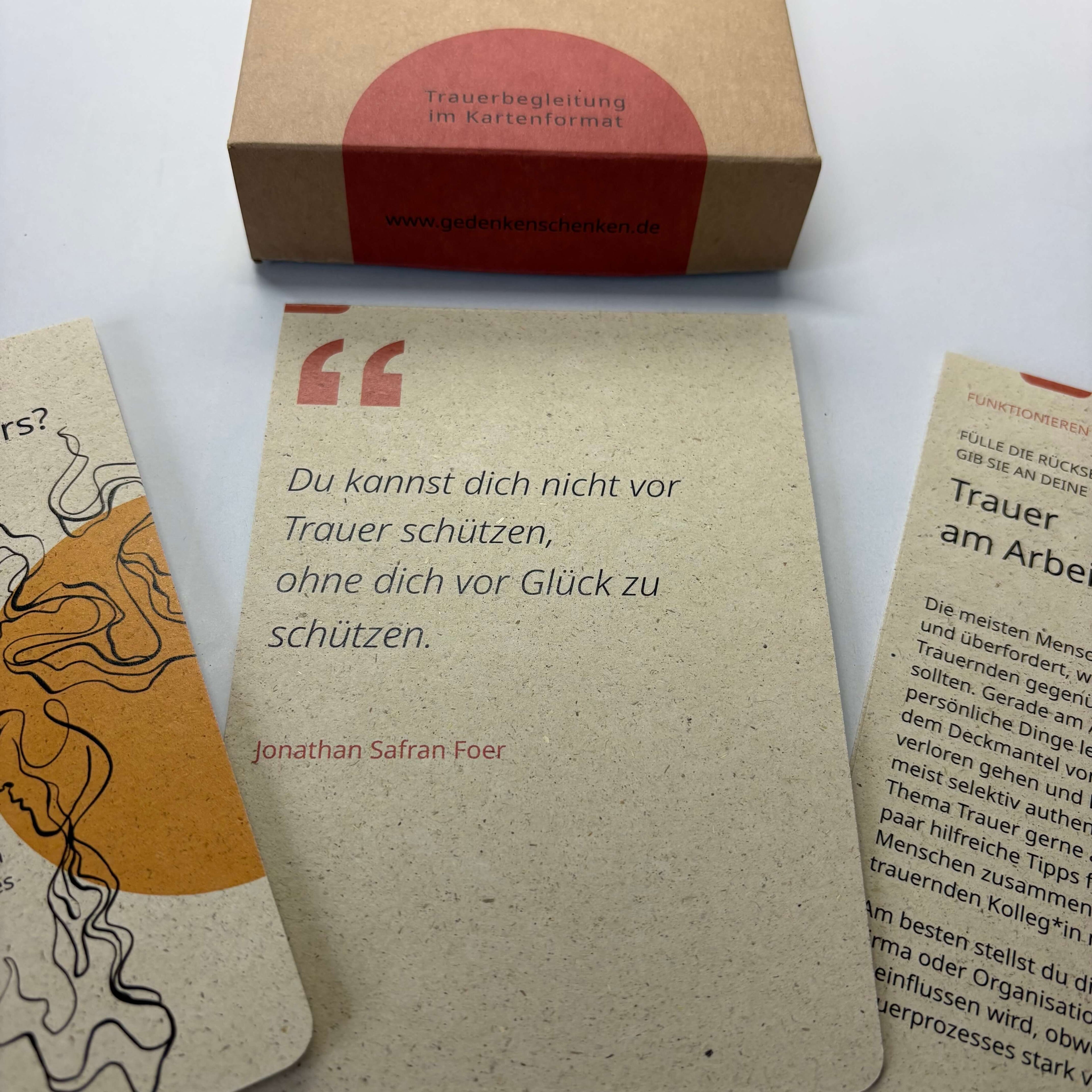 Gedenkimpulse Kompakt: Kleine Trauerhilfe als Geschenk