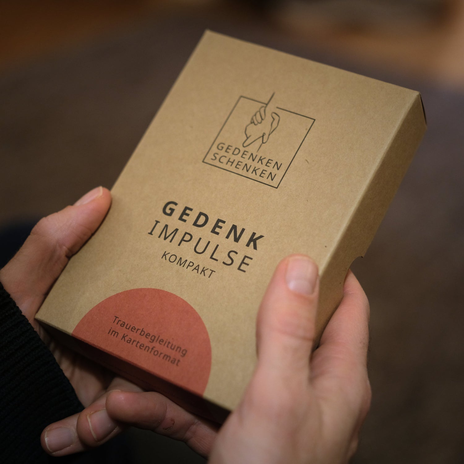 Gedenkimpulse Kompakt: Kleine Trauerhilfe als Geschenk